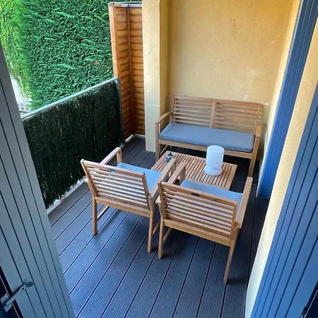 Cosy Balcon Parking * Chazay-d'Azergues